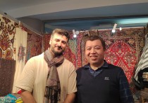 10月28日杨凌农高会之行：与尼泊尔友人的一张合影